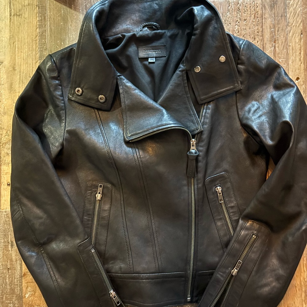 COPY - Mackage For Aritzia- Women's Black Leather Jacket Size Medium- perfect c…